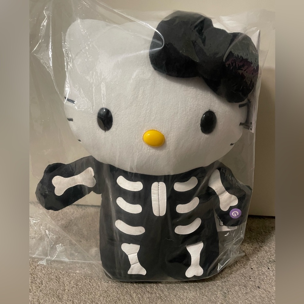 Hello Kitty Halloween Skeleton Toy NWT
